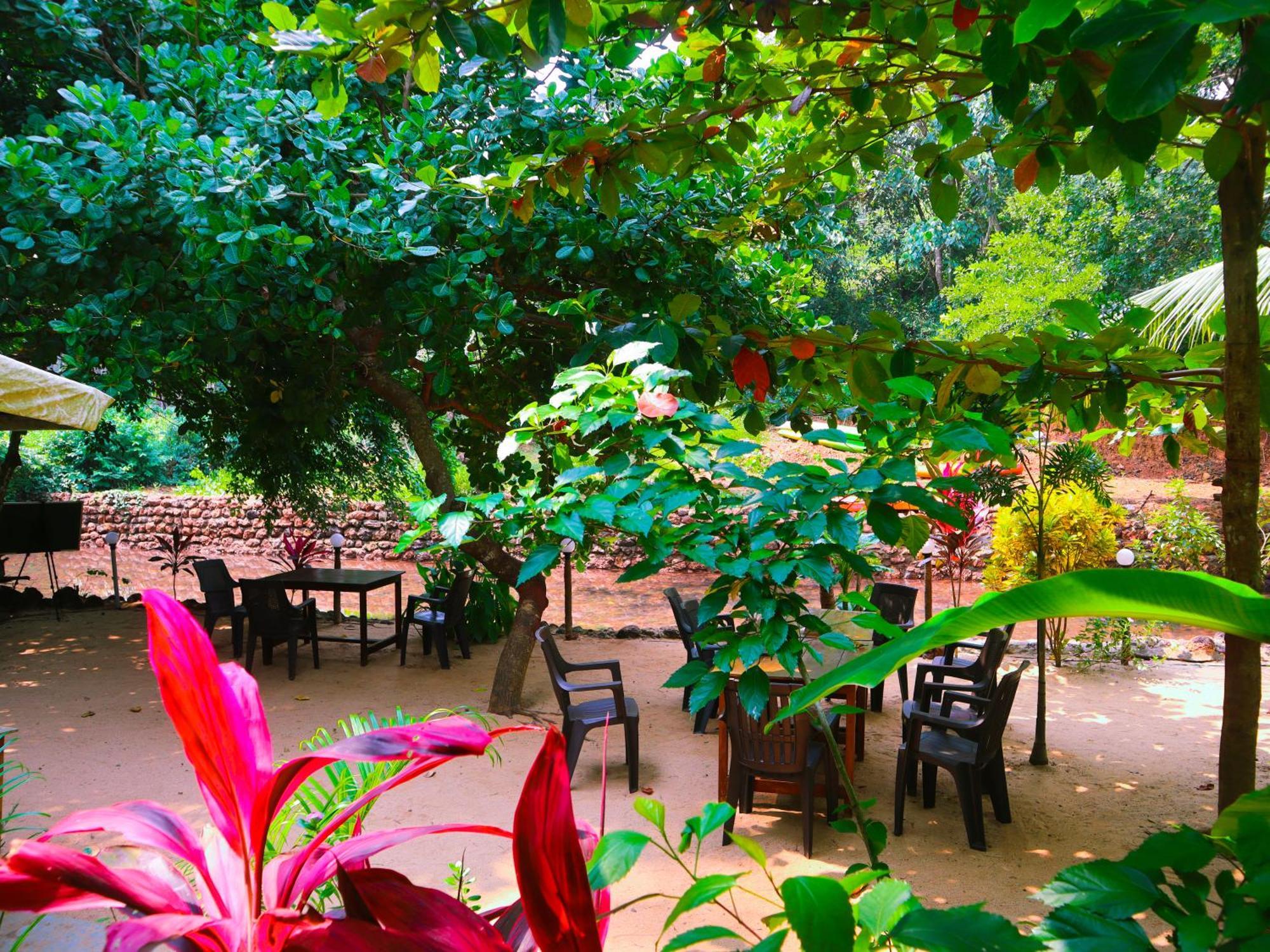 Samyama Retreat Hotel Cola Luaran gambar